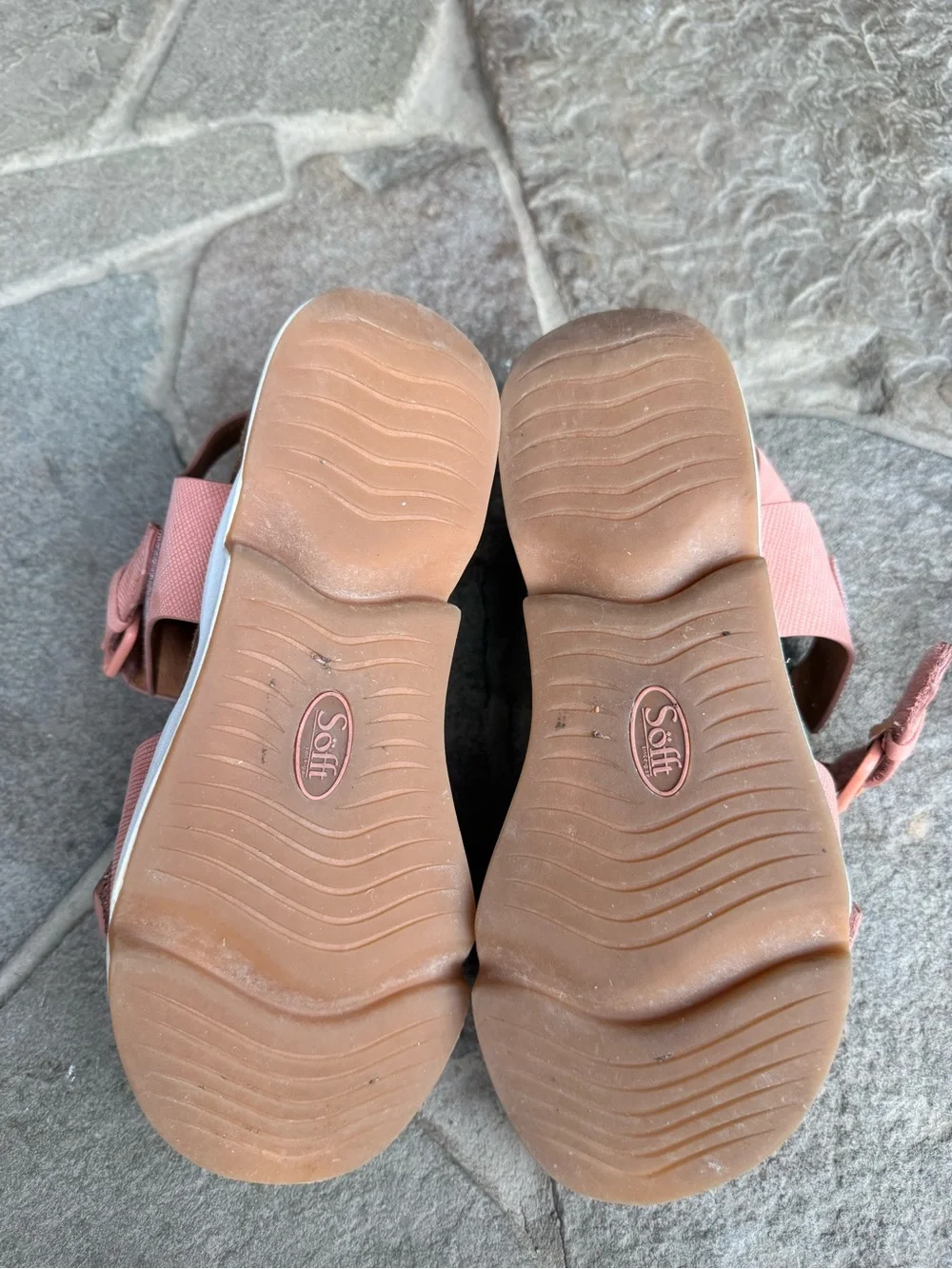Sofft Castello Leather Platform Sandals Pink Textured Buckle‎ Comfort Wedge 9